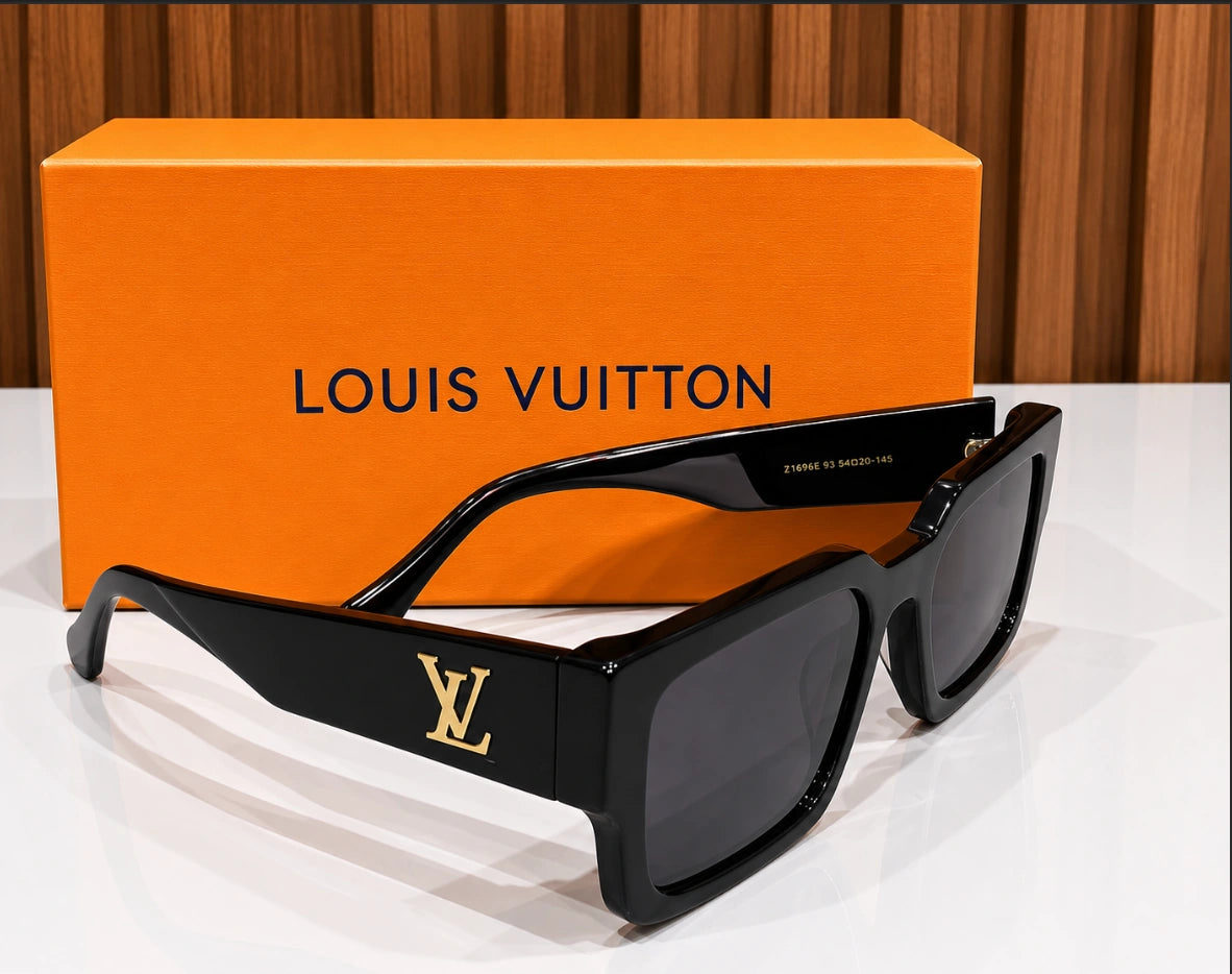 Louis Vuitton LV Clash Square Sunglasses in Black.