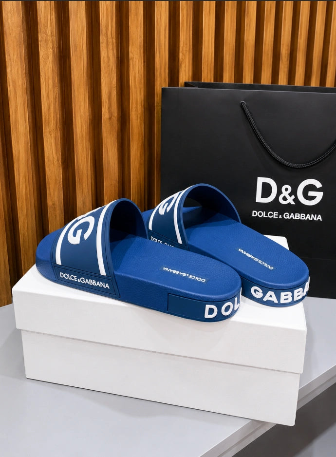 Dolce & Gabbana Rubber Beachwear Sliders with DG Logo