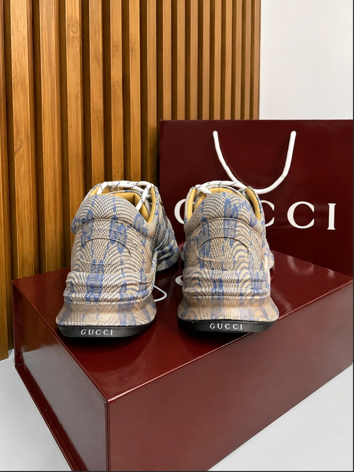 Gucci Run 'Beige Blue Monogram' Sneakers