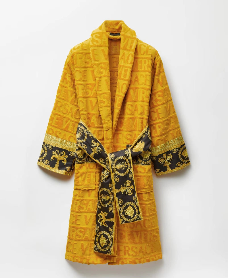 I ♡ Baroque Bathrobe