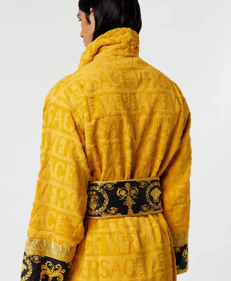 I ♡ Baroque Bathrobe